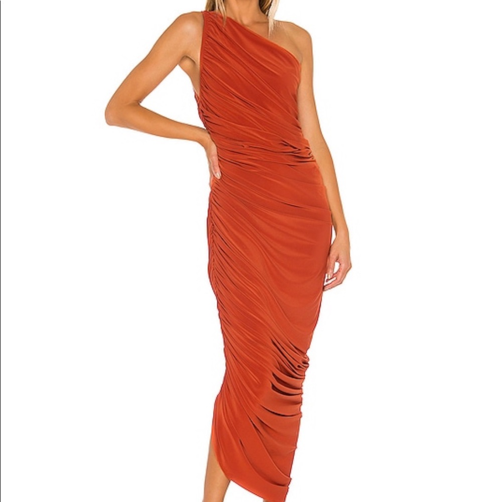 Norma Kamali Diana Gown in Cinnamon